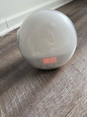 Philips White Wake Light Alarm Clock with Red LED Display
